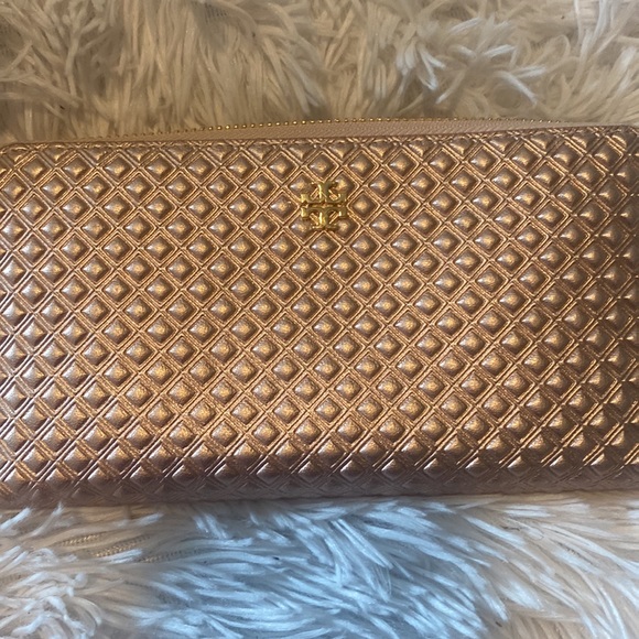 NWOT Tory Burch wallet - Picture 6 of 17